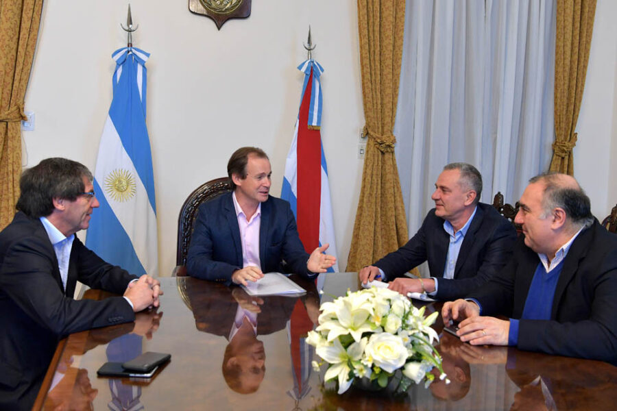 Destacan cumplimiento con municipios durante la crisis nacional