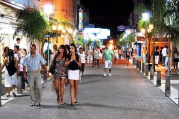 Mes de la Mujer: Municipio y tarjetas de créditos locales impulsan programa de descuentos y beneficios