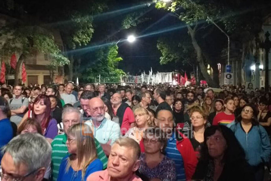 La marcha por la Memoria renovó críticas a Macri