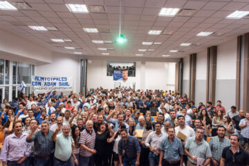 Bahl recibió respaldo gremial