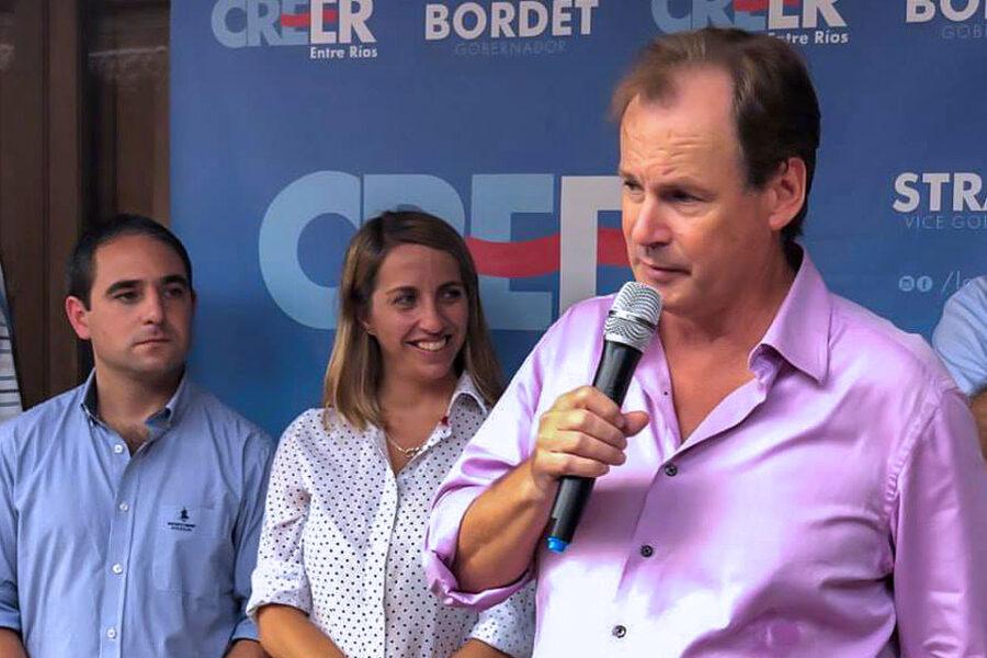 “Vienen a recorrer obras ajenas, dan vergüenza”