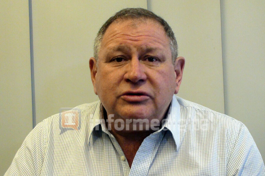 Rogel también desconfía del corte