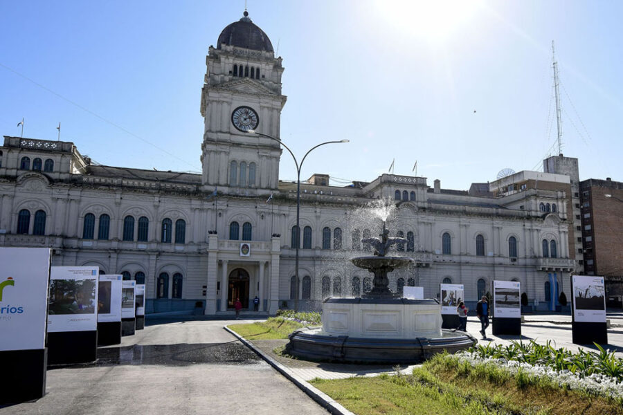 Gobierno puso fecha al cobro de sueldos y aguinaldo