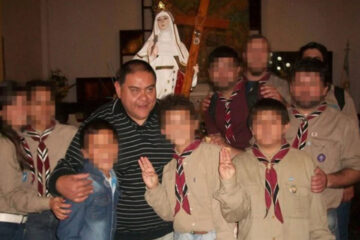 Otro testimonio complica al cura acusado de ofrecer dólares por sexo