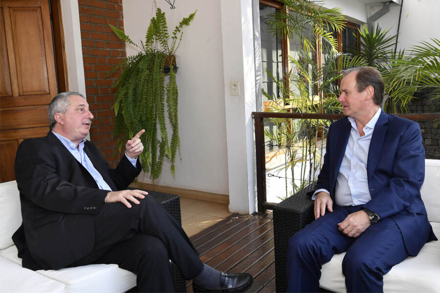 Bordet visitó al gobernador de Misiones y le pegó a Macri