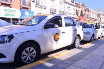 Desde septiembre aumenta la tarifa de los taxis en Paraná