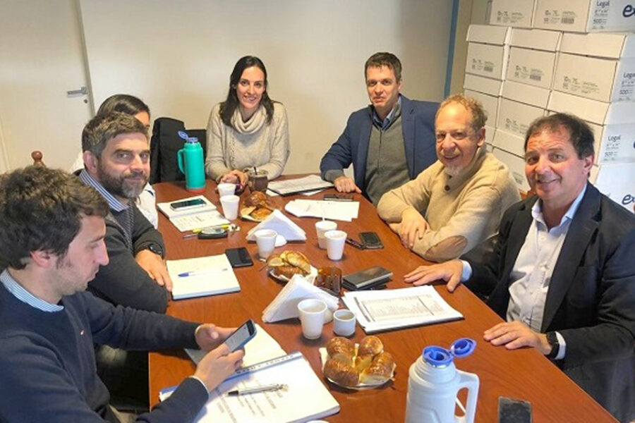 Articulación con Escobar