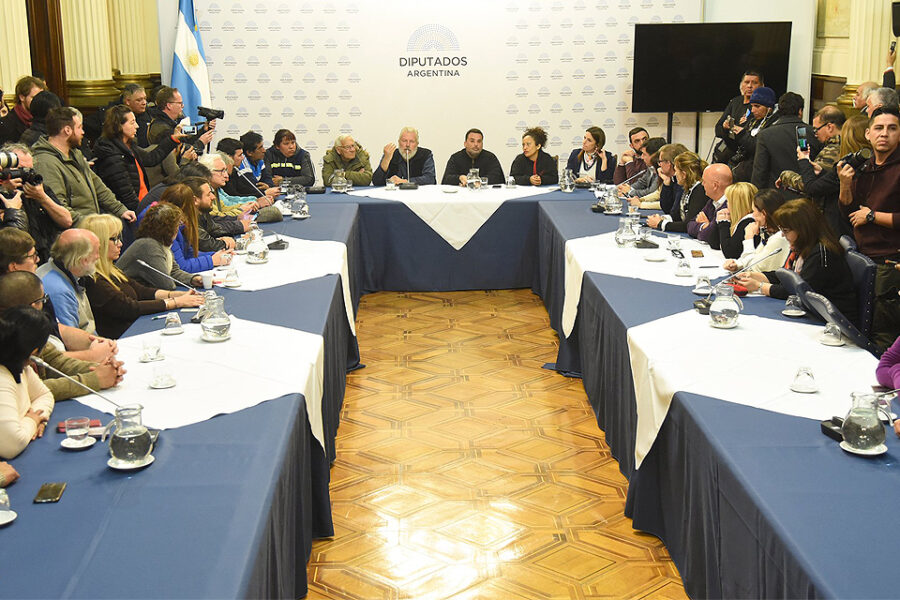 La emergencia alimentaria entró con firma entrerriana