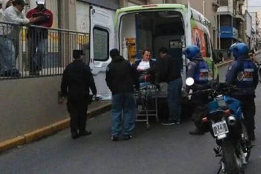 Le pegaron al intendente de Paraná y lo dejaron en grave estado