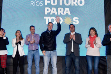 El Frente de Todos cierra en Paraná con Bordet y Bahl