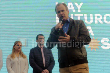 Bordet cuestionó que Macri no gobierna desde que salió con el #SíSePuede