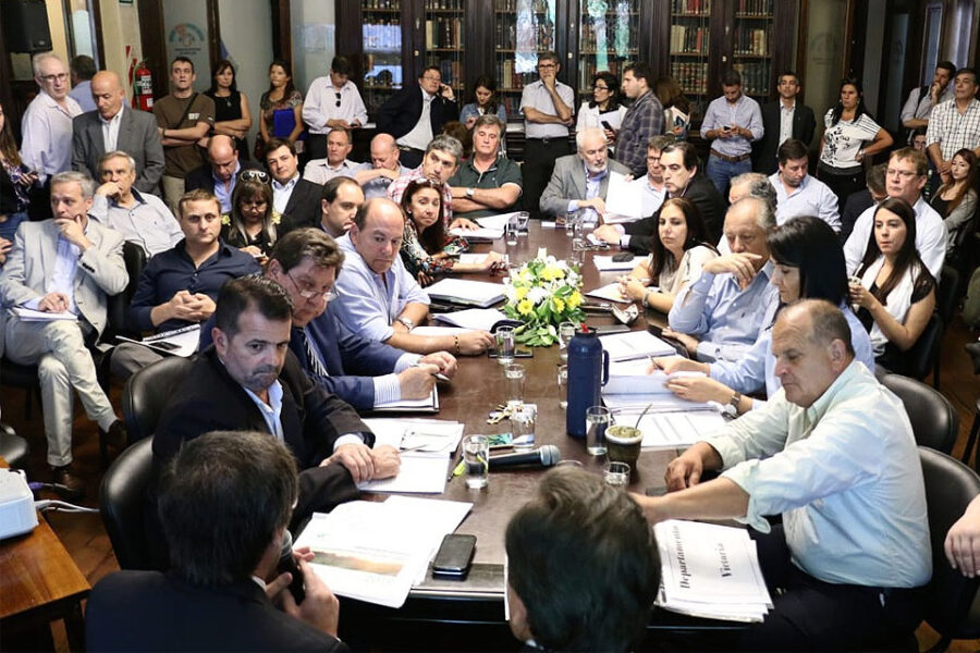 Diputados decide si firma dictamen a favor del presupuesto de Bordet
