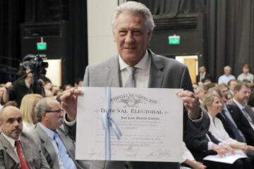 El presidente del bloque desautoriza al Comité Provincial