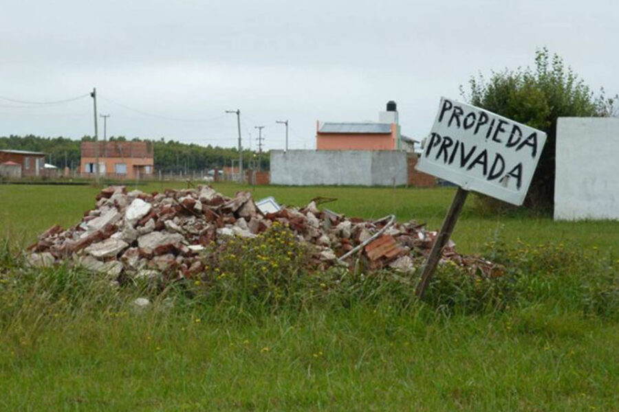 El municipio pidió a privados que denuncien usurpación de terrenos