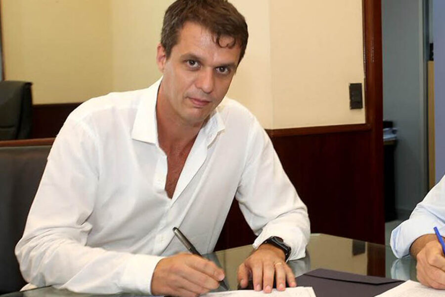 Cresto confirmó que asume en el Enhosa