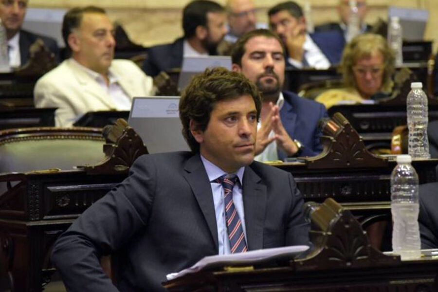 García de Luca: “Quiero volver a ser Gobierno, no una oposición testimonial anti algo” (recurda triunfo en Entre Ríos)