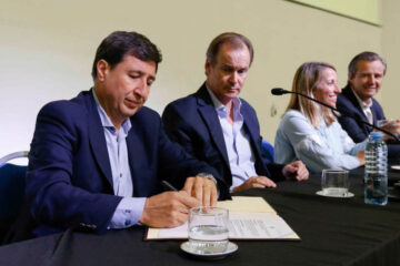 Bordet y Arroyo firmaron el Plan contra el Hambre