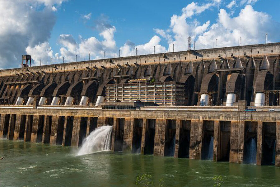 Otra represa de Brasil liberará más agua del río Paraná