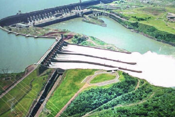 Cuántas represas hizo Brasil sobre el río Paraná