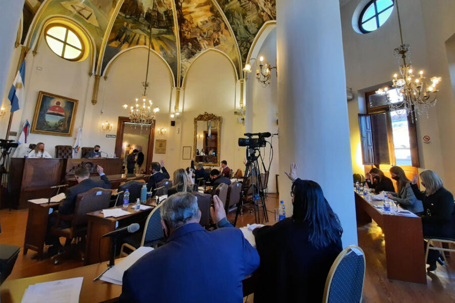 Declararon la emergencia en violencia de género en Paraná