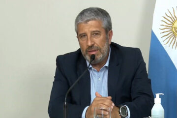 Elías se va en plena reforma jubilatoria e históricas amenazas de armonización