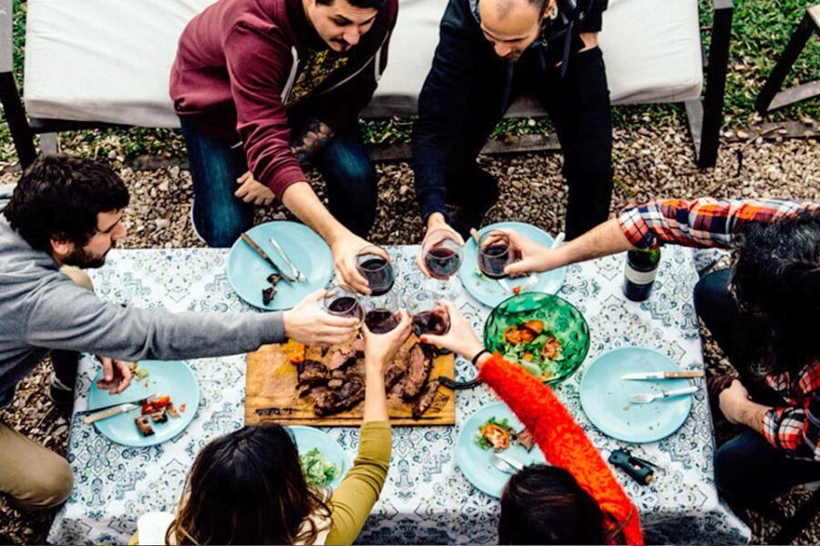 Nación prohibió reuniones sociales en todo el país