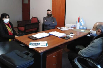 Playa de estacionamiento de la Escuela Nina n° 101 “Almafuerte”