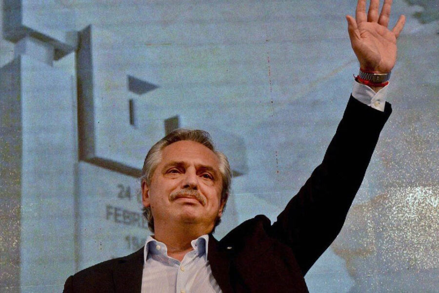 Alberto envió el proyecto al Congreso