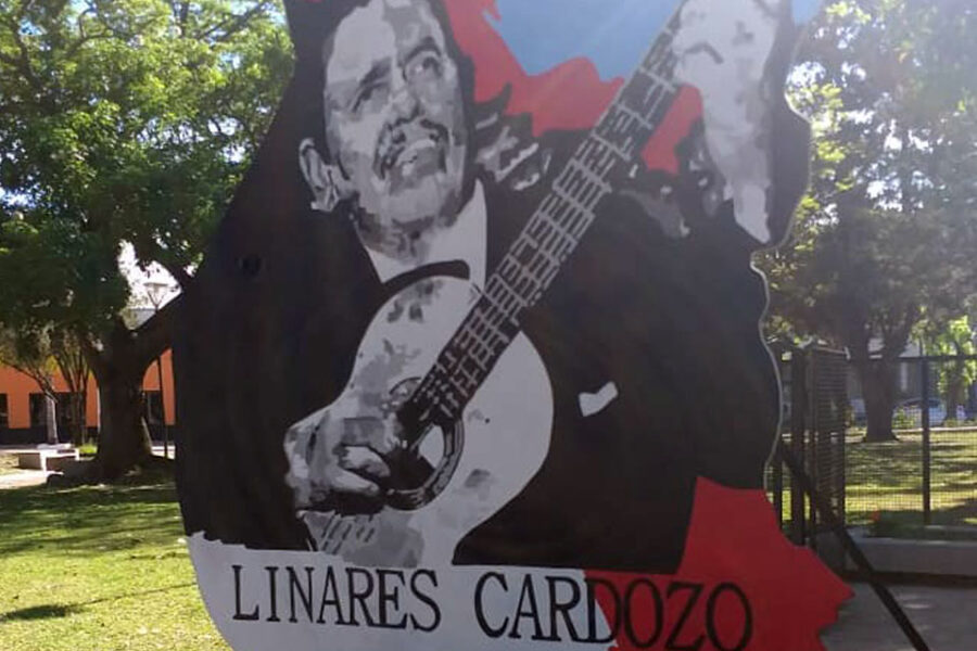 Homenaje a Linares Cardozo