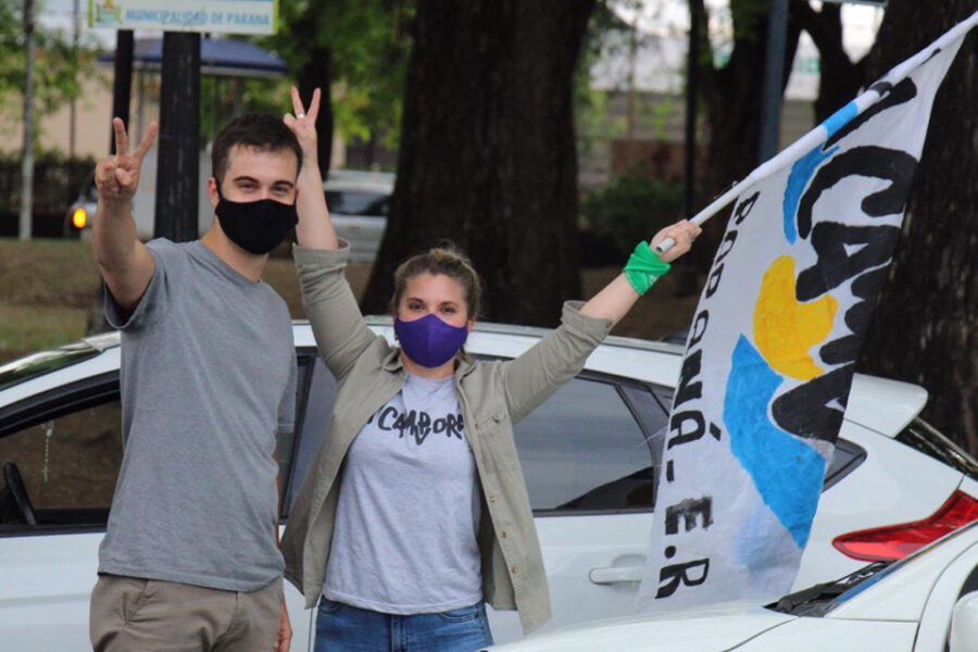 Caravana militante: mucha Cámpora y poco PJ