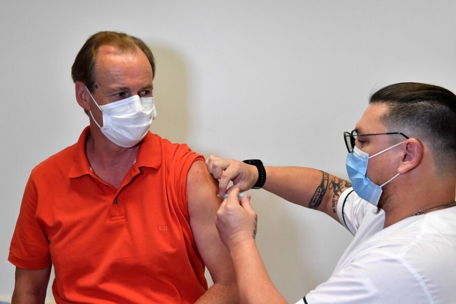 Bordet recibió la Sputnik con “absoluta convicción”