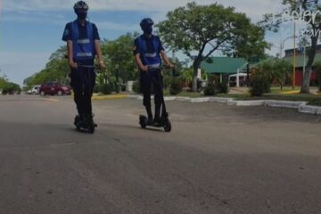 La policía de Entre Ríos en monopatín eléctrico