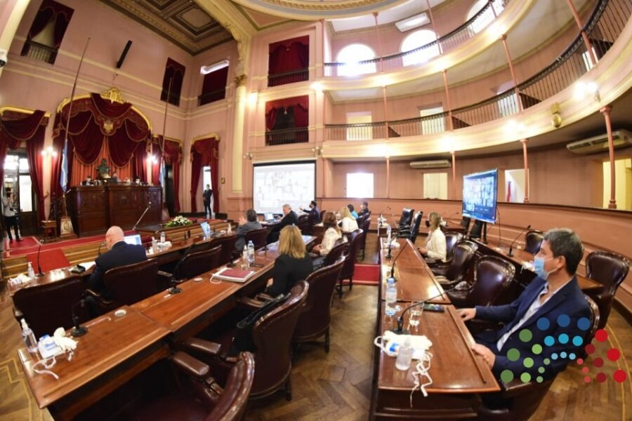 Presentan proyecto para respaldar la demanda contra Macri