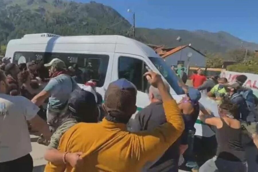 Repudiaron el ataque al presidente en Chubut