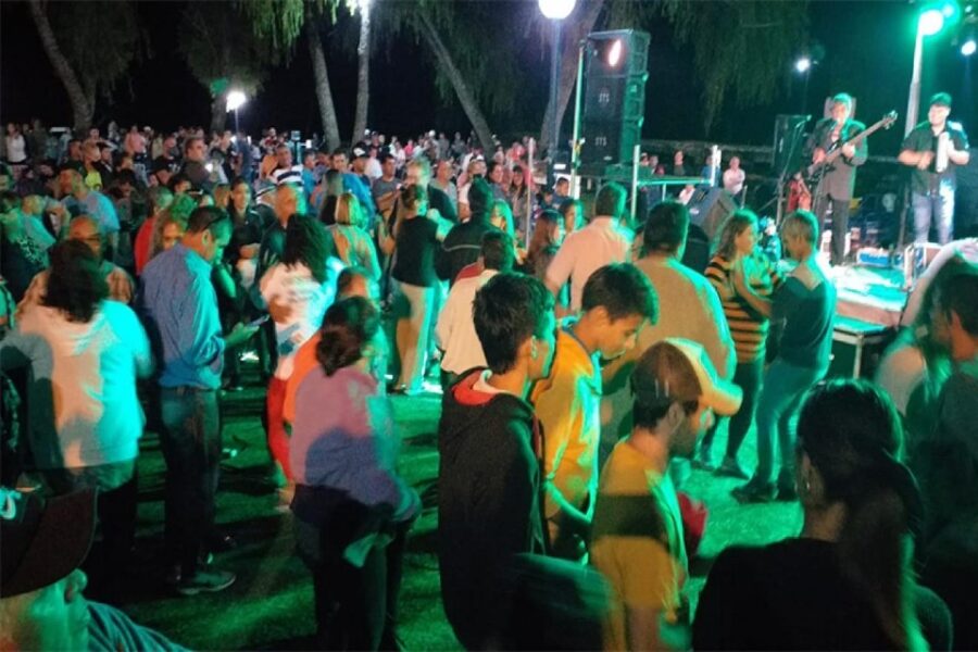 Fuerte polémica por una fiesta en Santa Elena
