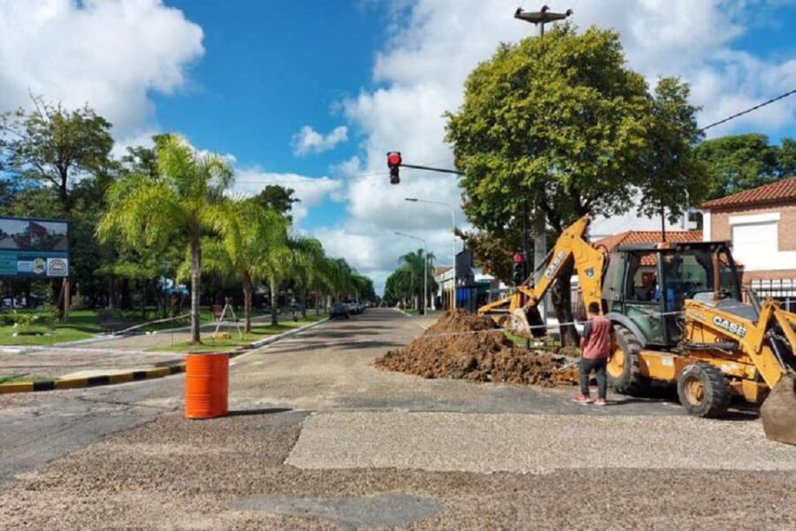 Inició la renovación urbana de calle Supremo Entrerriano
