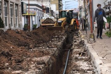 Continúa recambio de cañería de agua en Eva Perón y Posadas