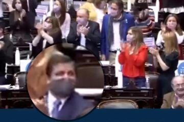 Diputados entrerrianos aplaudiendo que acá paguemos más el gas