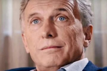 Insólito posteo de Mauricio Macri que se volvió viral: ¿Fue hackeado? (mención a senador entrerriano)