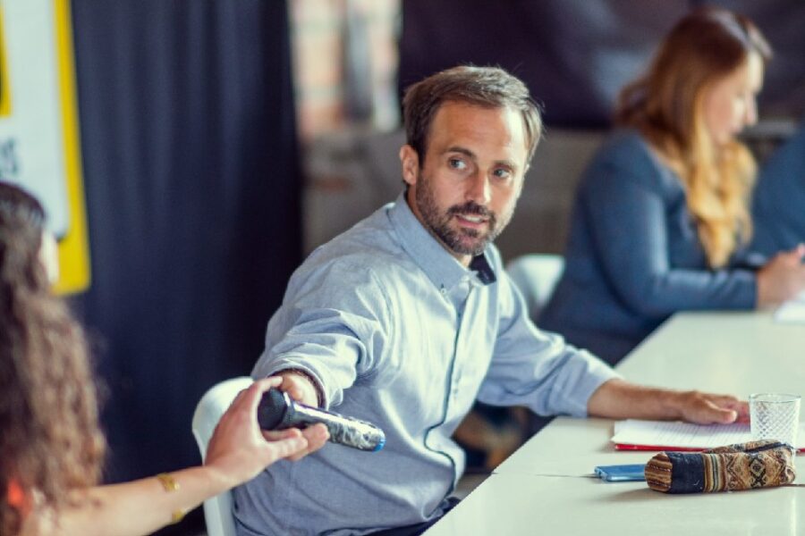 “Cresto y Frigerio le han faltado el respeto a la democracia”