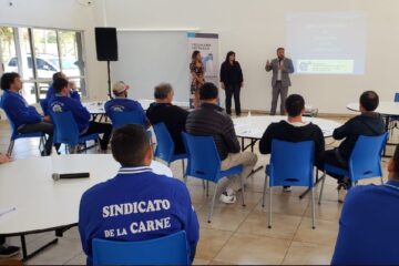 Capacitaron a empleados sobre consumo problemático