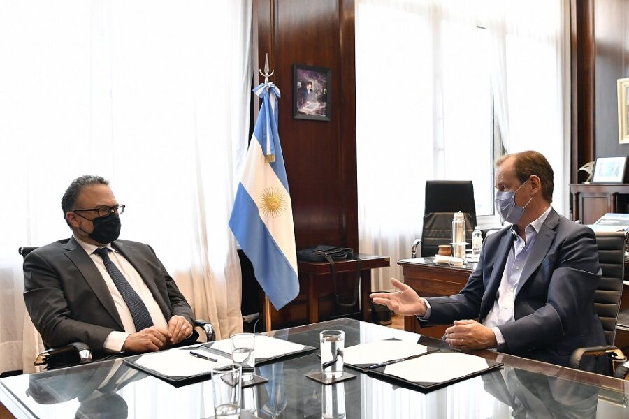 Suman $700 millones para extender más crédito al sector productivo