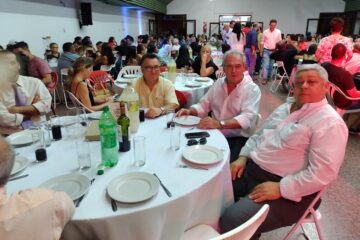 Sigue hablando de su candidatura a intendente