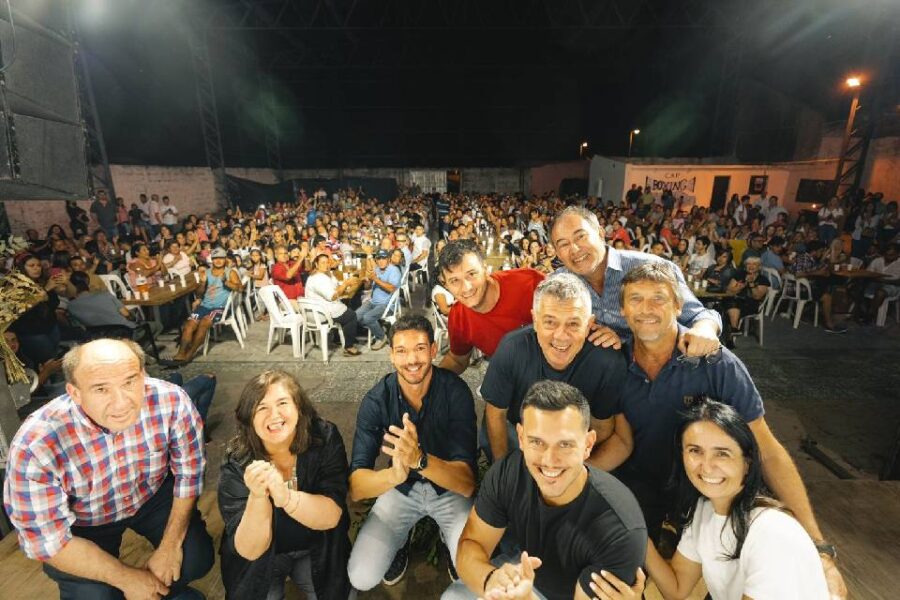 Gainza sigue mostrando convocatoria para su candidatura