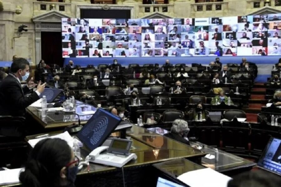 En medio de las disputas en la oposición, juran los integrantes de la nueva Cámara de Diputados (mención a legisladores entrerrianos)