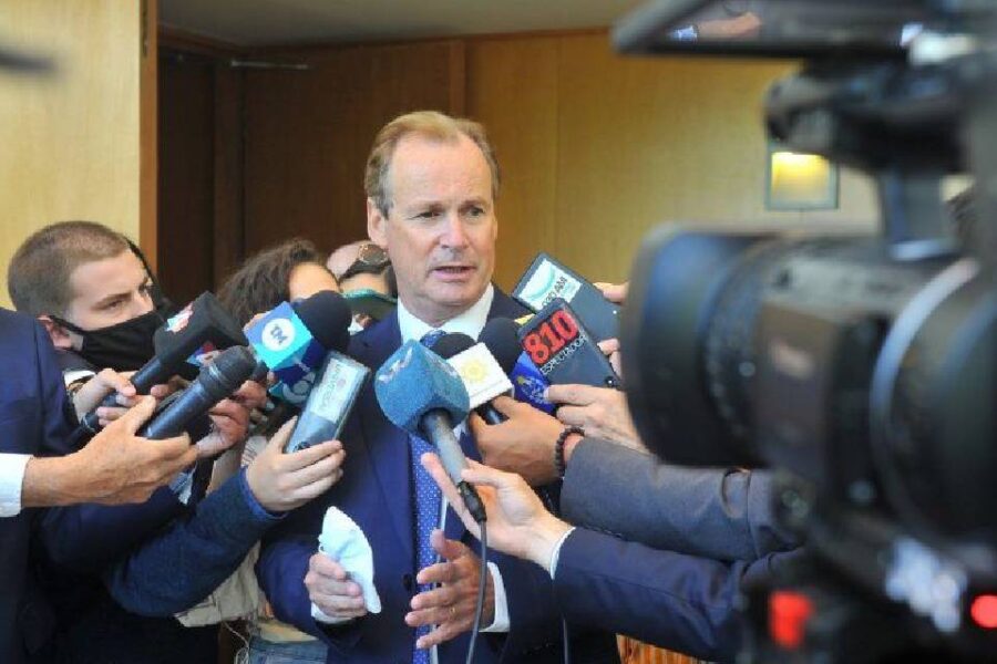 Desde Uruguay Bordet exigió la apertura de frontera