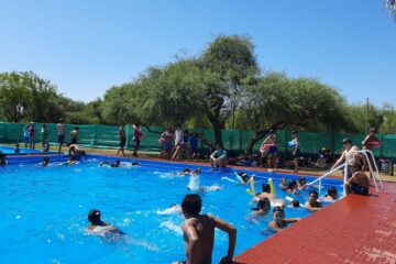 Vacaciones para los chicos de los barrios en el Municipal