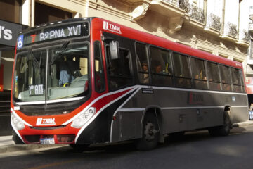 Dos líneas interrumpen su recorrido por la inseguridad