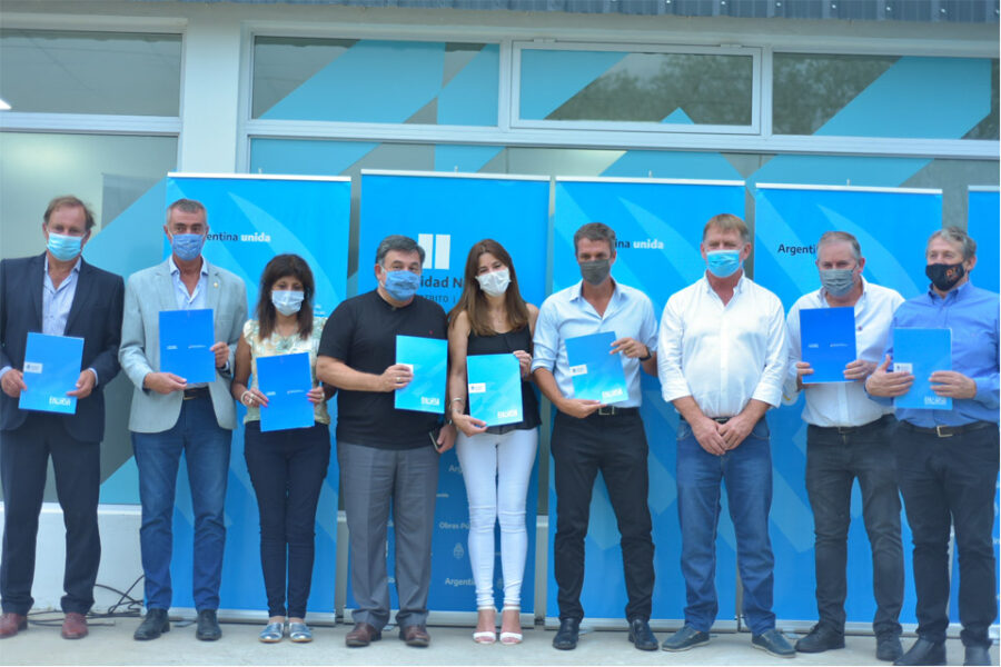 Cresto aseguró obras en tres localidades entrerrianas