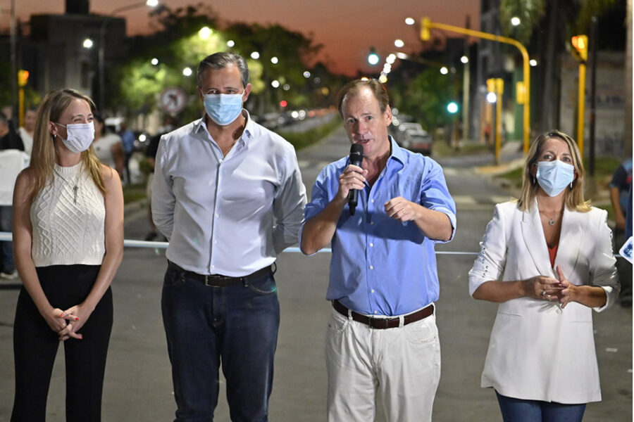 Finalmente, se inauguró la polémica obra de calle Racedo